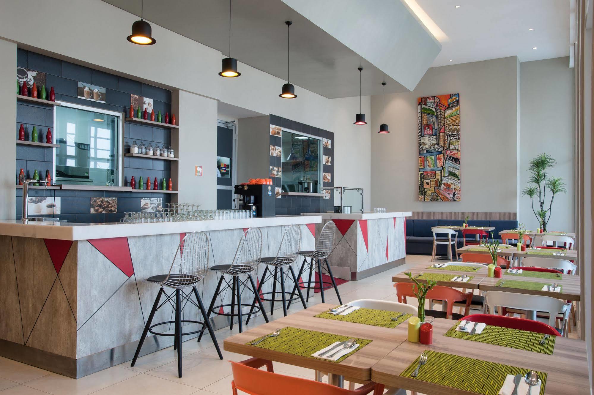 Ibis Styles Jakarta Mangga Dua Square Eksteriør billede