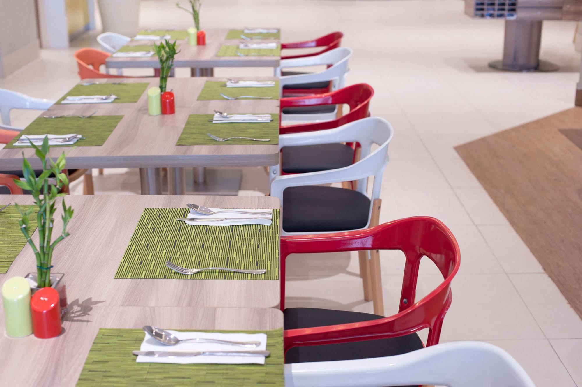 Ibis Styles Jakarta Mangga Dua Square Eksteriør billede